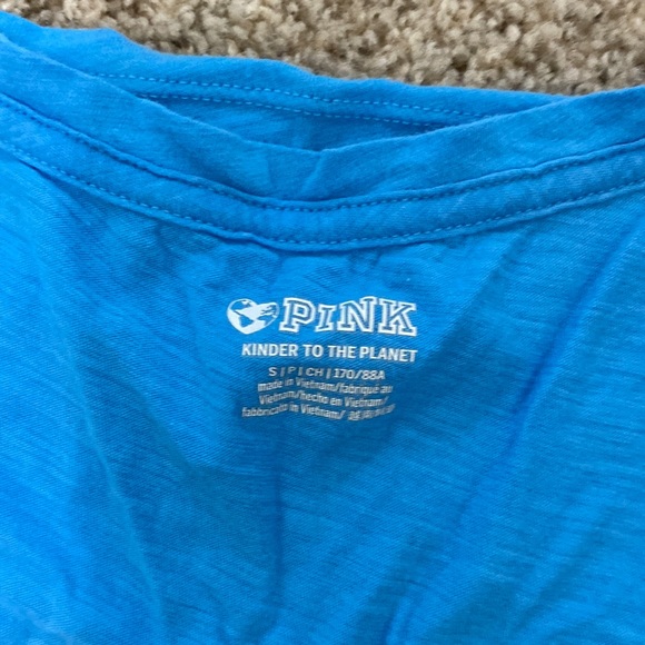 Victoria Secret t-shirts - Picture 2 of 5